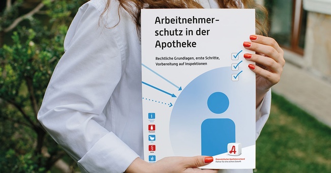 Broschüre © Shutterstock/Apothekerverband