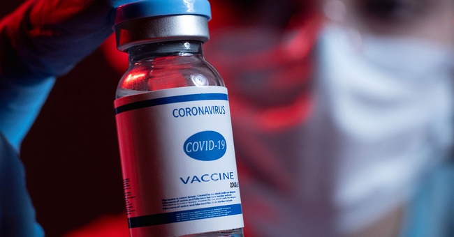 Coronavirus Impfung © Shutterstock